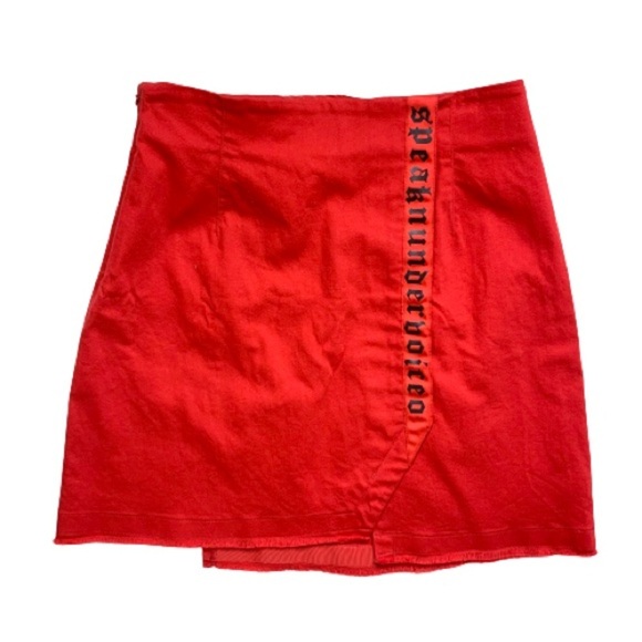 Women’s Y2k Mini Skirt Vintage 2000s Red Logo Size Small Punk Gothic Skater - Picture 2 of 10
